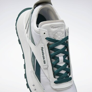 Sneaker bassa 'Legacy' di Reebok in bianco