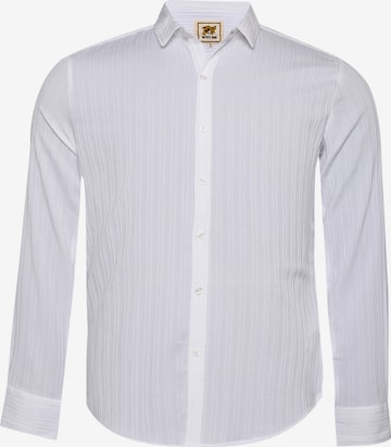 Campus Sutra - Ajuste confortable Camisa 'Suzy' en blanco: frente