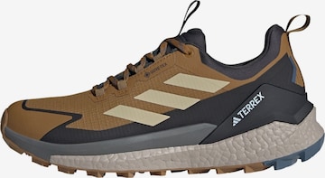 ADIDAS TERREX - Zapatos bajos 'Terrex Free Hiker 2.0' en marrón: frente