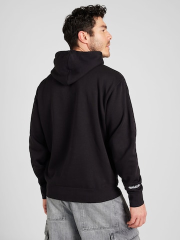 Mitchell & Ness Sweatshirt 'NBA Team' i svart