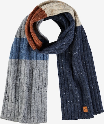 CAMEL ACTIVE Dicker Strickschal aus einem Wollmix in Blau: Vorderseite