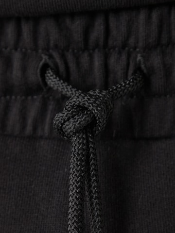 EA7 Emporio Armani regular Bukser i sort