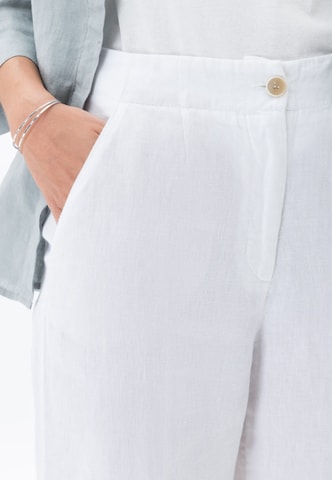 Loosefit Pantalon 'Maine' BRAX en blanc