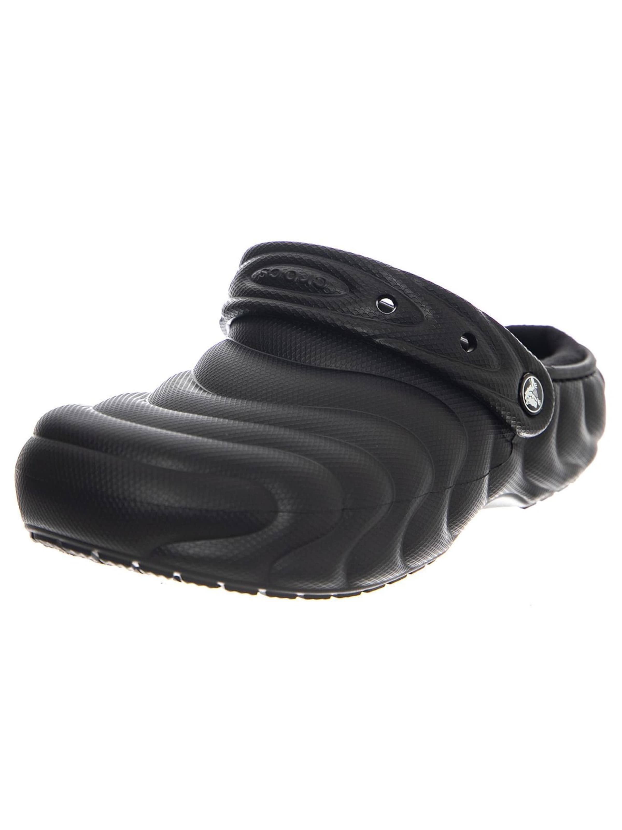 Crocs Chodaki 'Classic Lined Overpuff Clog BLK' w kolorze czarny: przód