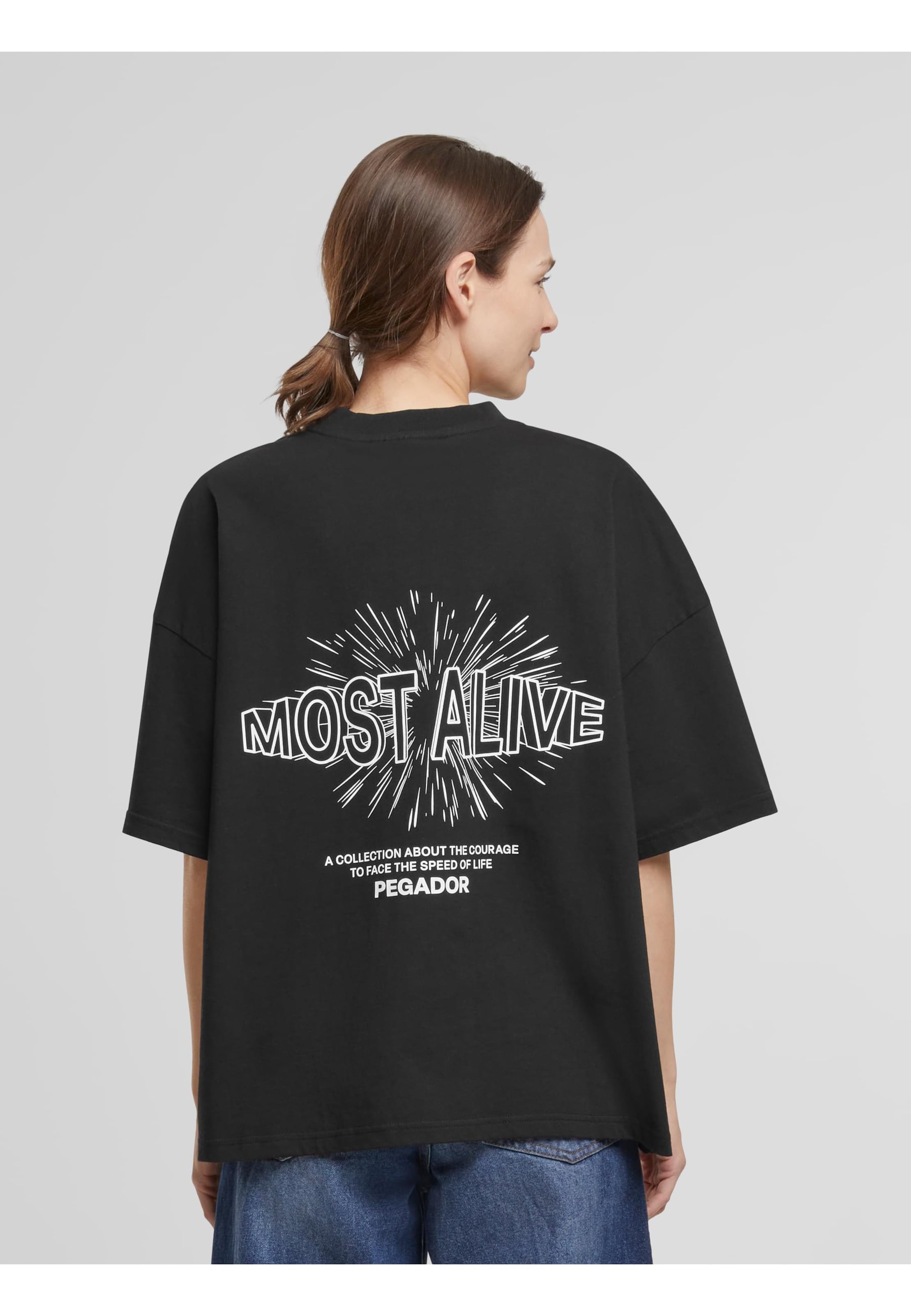 Maglietta 'Nisa' di Pegador in nero: frontale