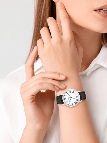 Montre à affichage analogique Trilani en argent