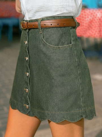 Cupshe Skirt 'Scalloped Button-Front' in Green