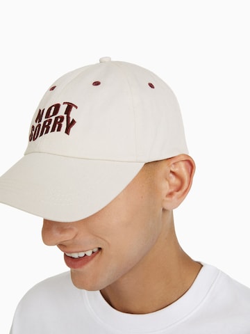 Bershka Cap in Weiß