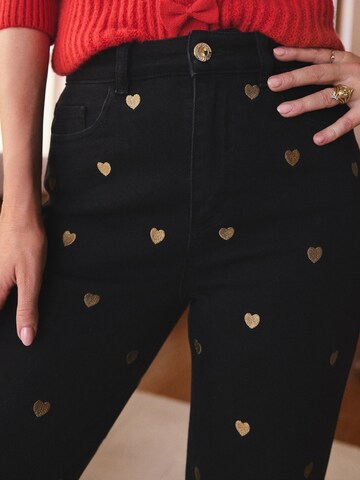 love & rosesLoosefit Traperice - crna boja