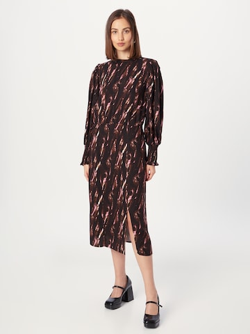 Robe Freequent en marron : devant