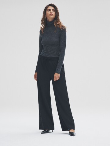The Set Wide Leg Hose in Schwarz