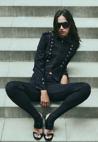 Blazer Bershka en noir