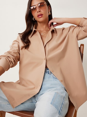 Camicia da donna di Happiness İstanbul in beige