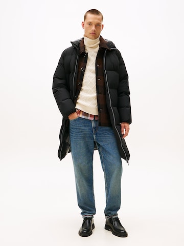 TOMMY HILFIGER Демисезонная парка в Черный