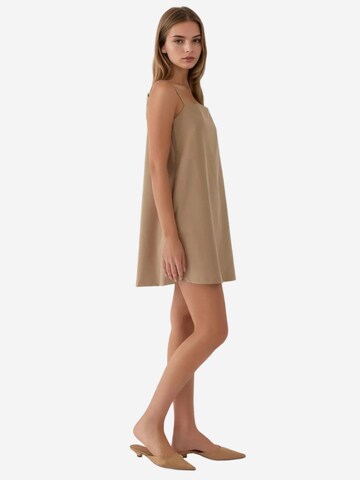 Hiccup - Vestido em bege