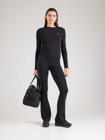 GUESS Функциональная футболка 'SONIA' в Черный