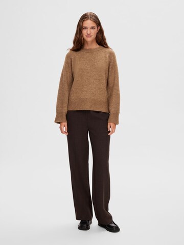 SELECTED FEMME Pullover 'RENA' in Braun