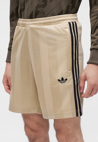 ADIDAS ORIGINALS Loosefit Byxa 'ENGINEERED' i beige