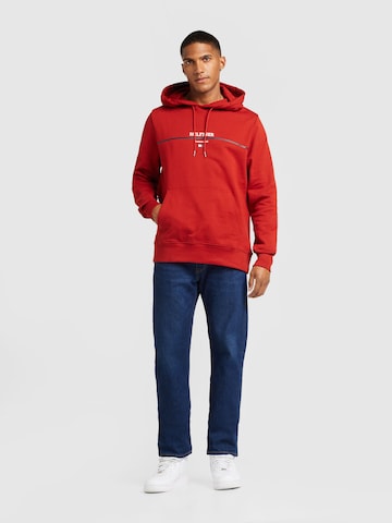 TOMMY HILFIGER Свитшот в Красный
