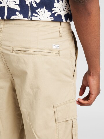 Regular Pantalon cargo 'COLE CAMPAIGN' JACK & JONES en beige