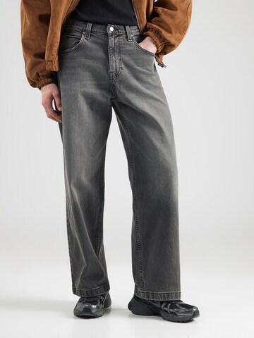 Baggy Jean HOLLISTER en gris : devant