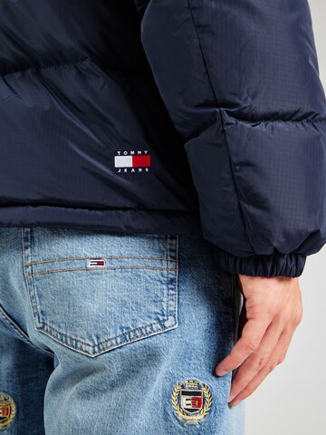 Tommy Jeans Jacke 'Alaska' in Blau