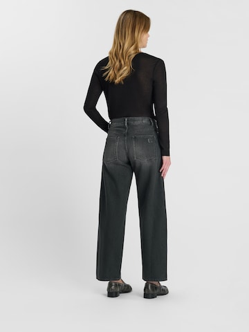 Wide Leg Jean 'LEALY' Le Temps Des Cerises en noir : derrière