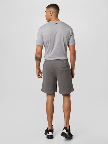 Superdry Regular Shorts in Grau