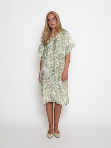 Peppercorn - Vestido 'Otella' em verde