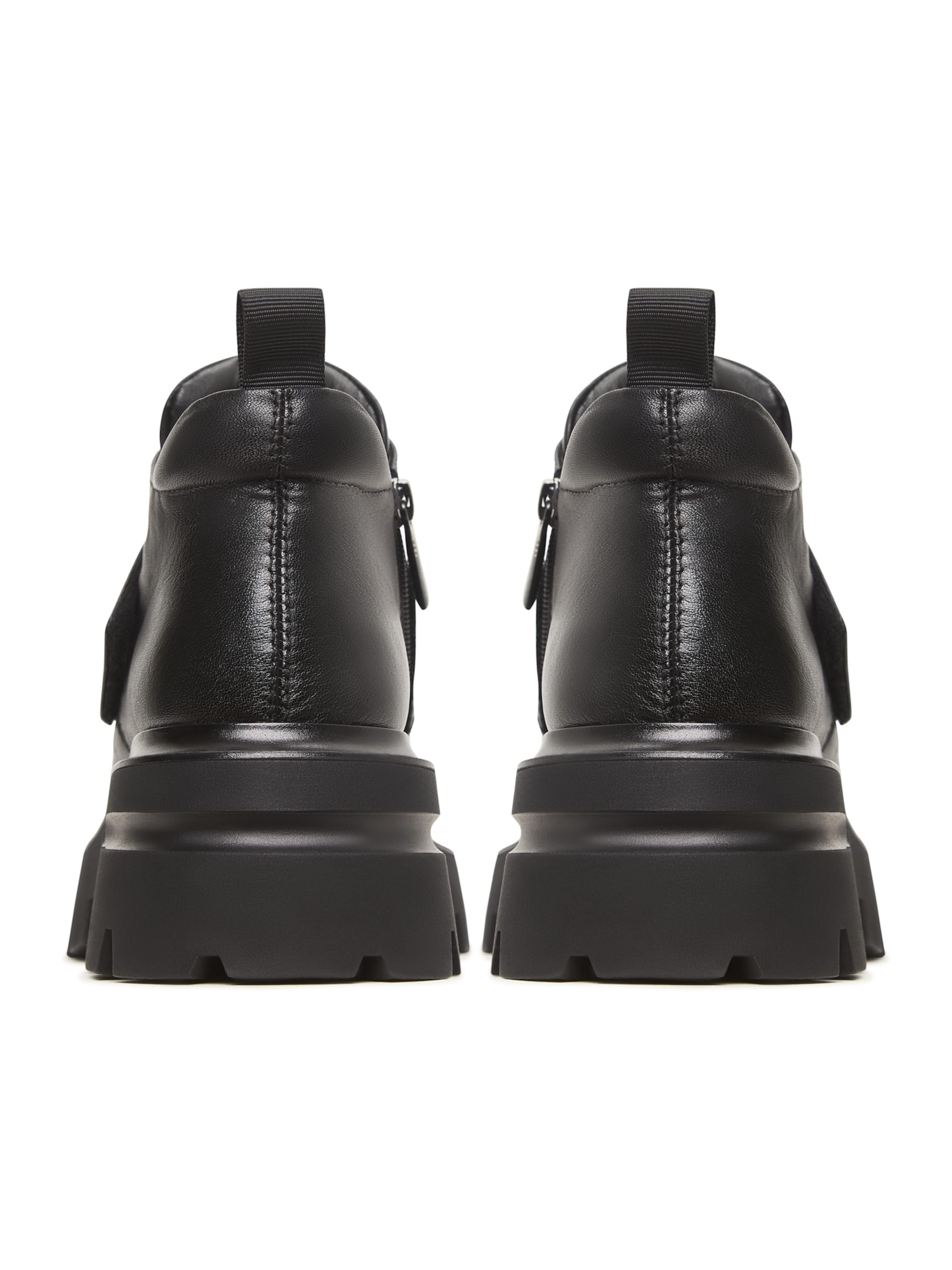 CESARE GASPARI Ankle Boots in Black