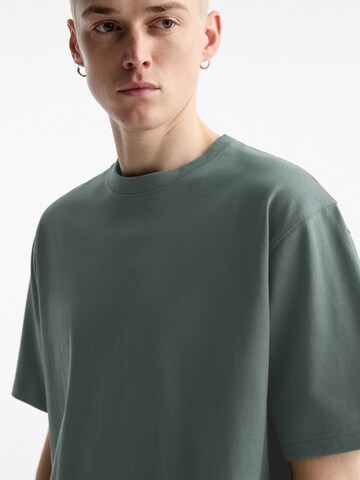 Pull&Bear T-Shirt in Grün