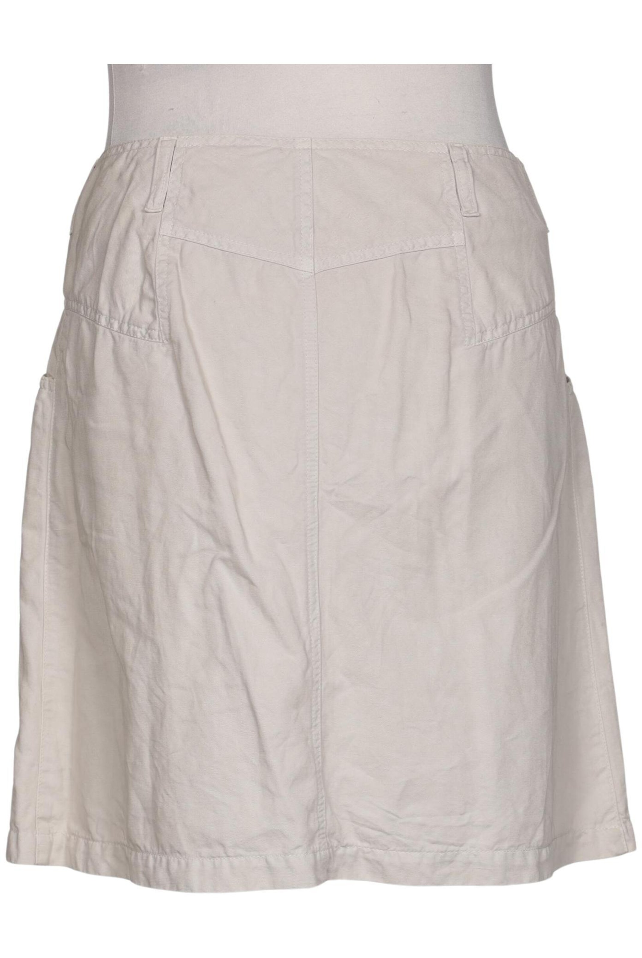 Closed Rock L in Beige