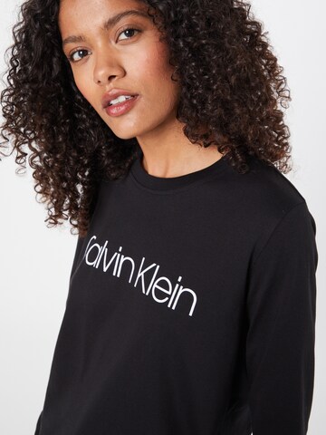 T-shirt Calvin Klein en noir