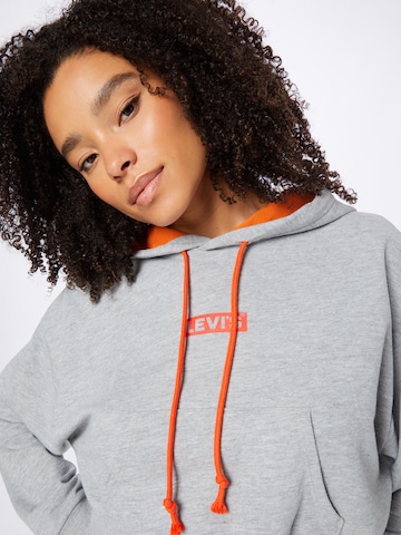 LEVI'S ® Sweatshirt 'Graphic Laundry Hoodie' in Grijs