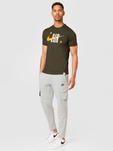 Nike Sportswear Slim fit Trousers in Grey