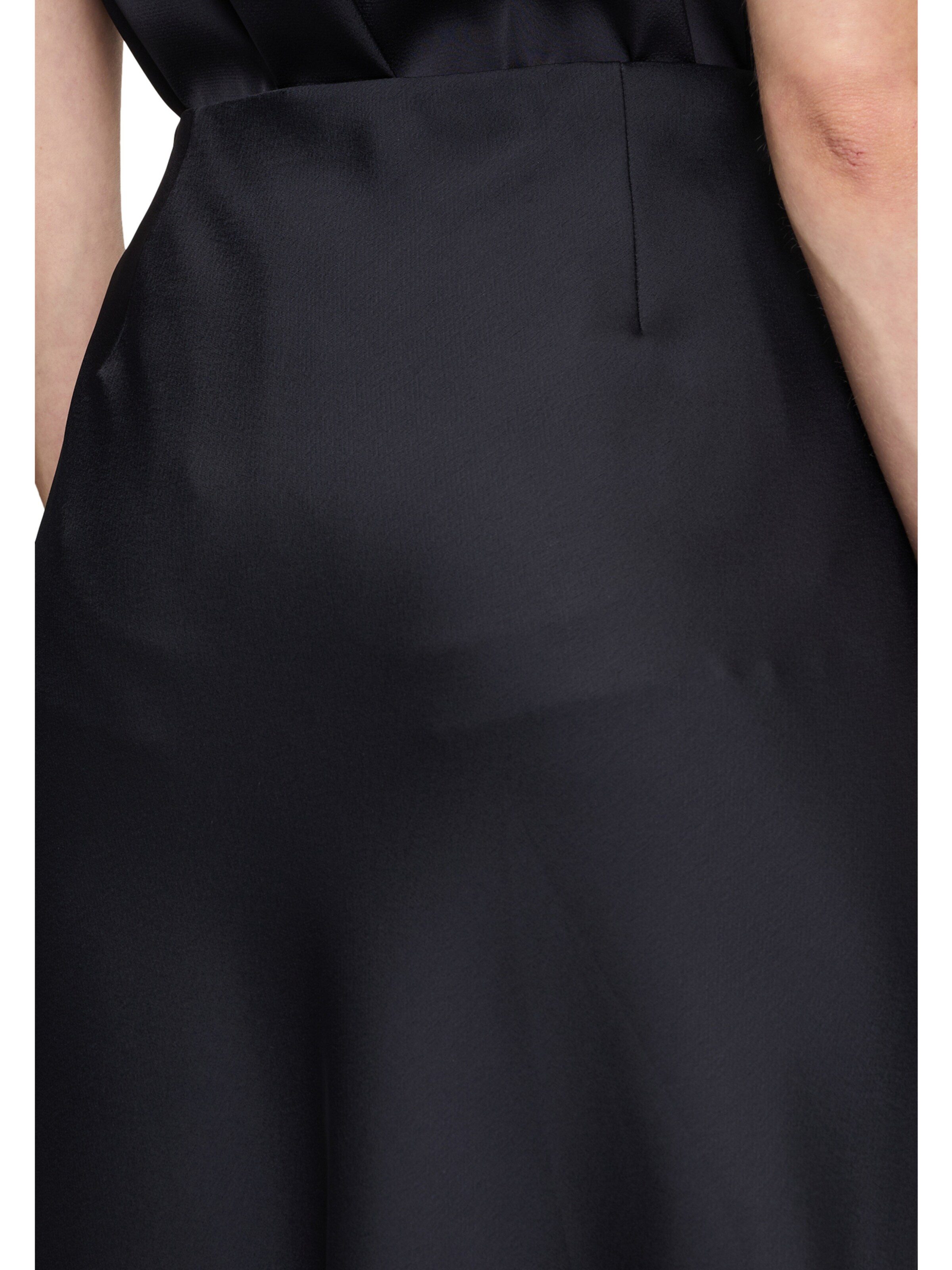 Vera Mont Skirt in Black