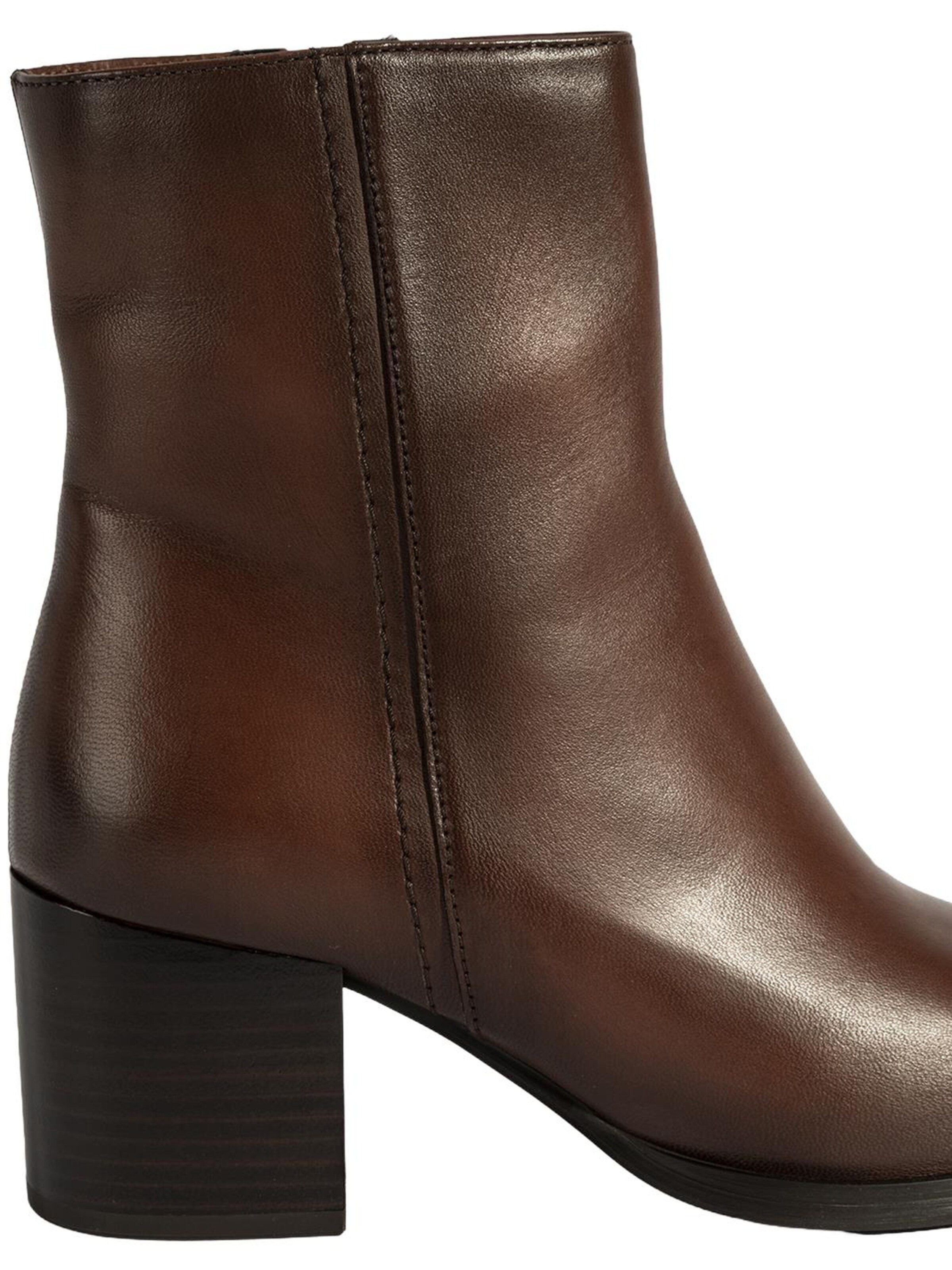Desa Boots 'Stiefel' in Brown
