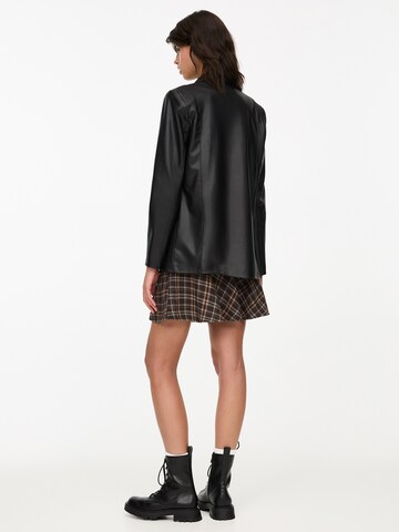 Pull&Bear Marynarka 'NERVIO' w kolorze czarny