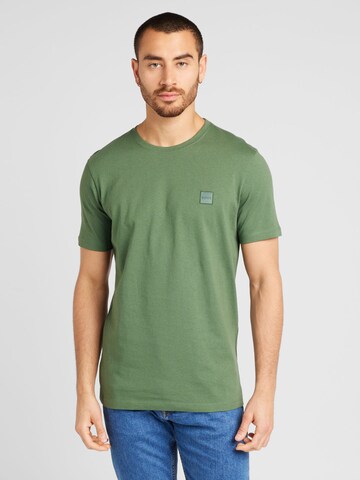 T-Shirt 'Tales' BOSS en vert : devant