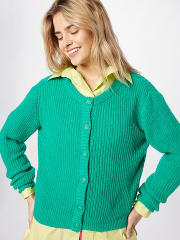PIECES Gebreid vest 'Salina' in Groen