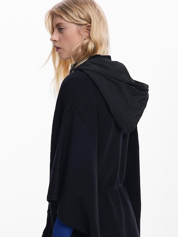 Desigual Cape in Black