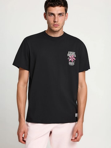 melns Funky Buddha T-Krekls: no priekšpuses