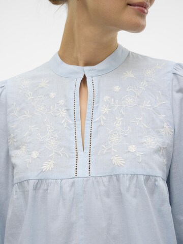 VERO MODA Blouse in Blauw