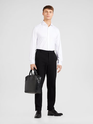BOSS Black Slim fit Koszula biznesowa 'Hank' w kolorze biały