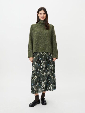 Masai Pullover in Grün
