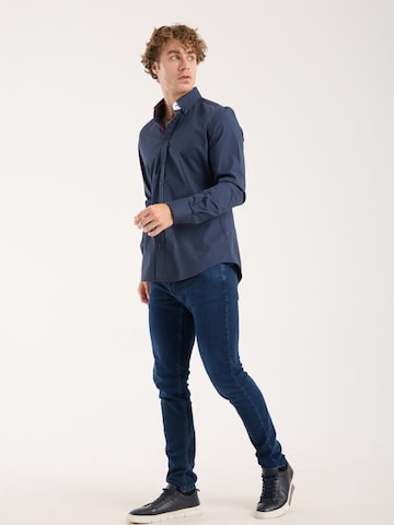 Coupe slim Chemise business 'Donatello Iconic Poplin Stretch Man Shirt Red' 7Camicie en bleu