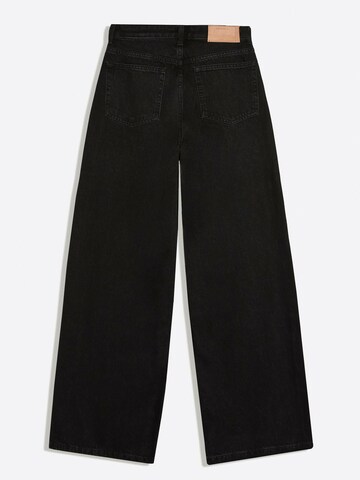 Bershka Wide leg Jeans i svart