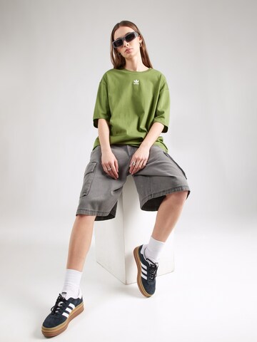 ADIDAS ORIGINALS Shirt 'Essentials' in Groen