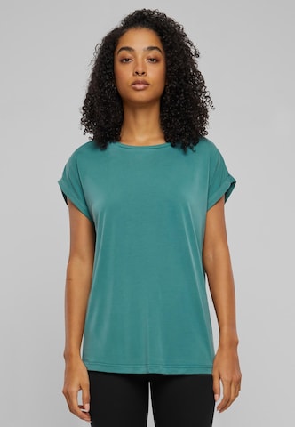 T-shirt Urban Classics en vert : devant