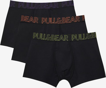 Pull&Bear Boxer shorts in Black: front